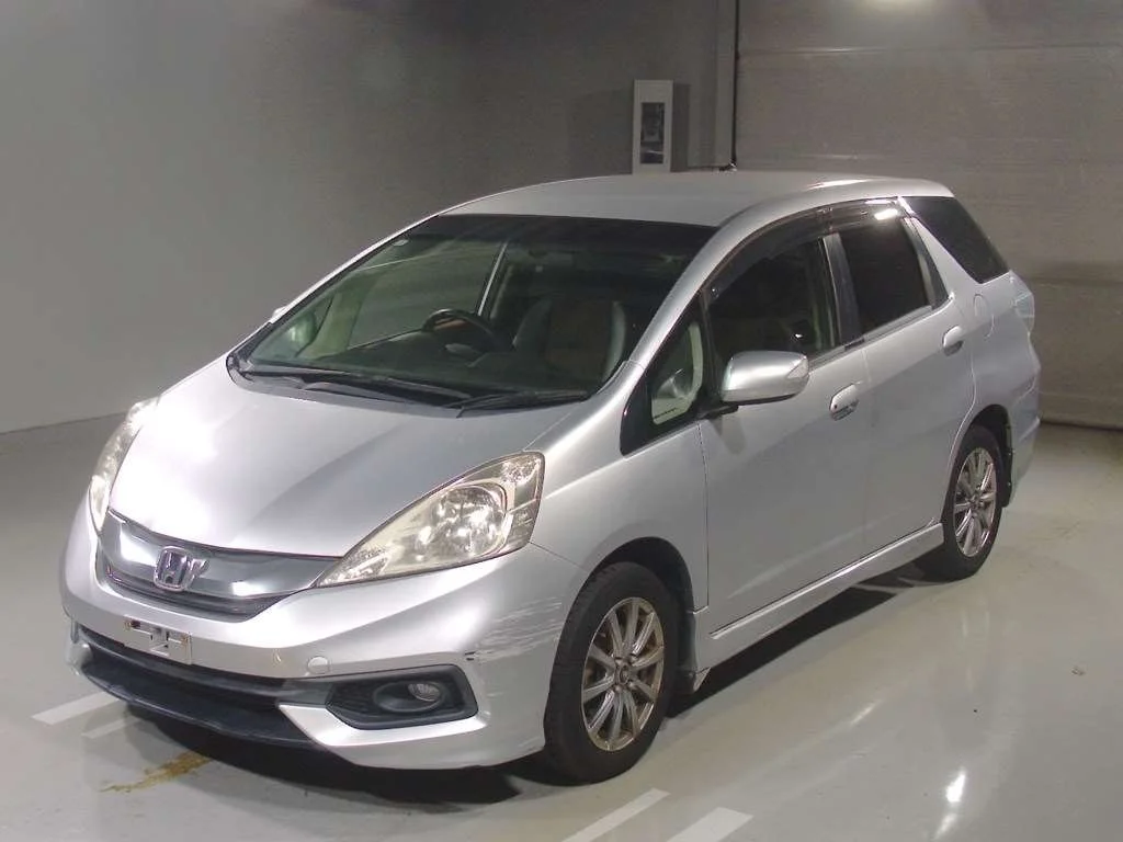Honda Fit Shuttle GG7 2013
